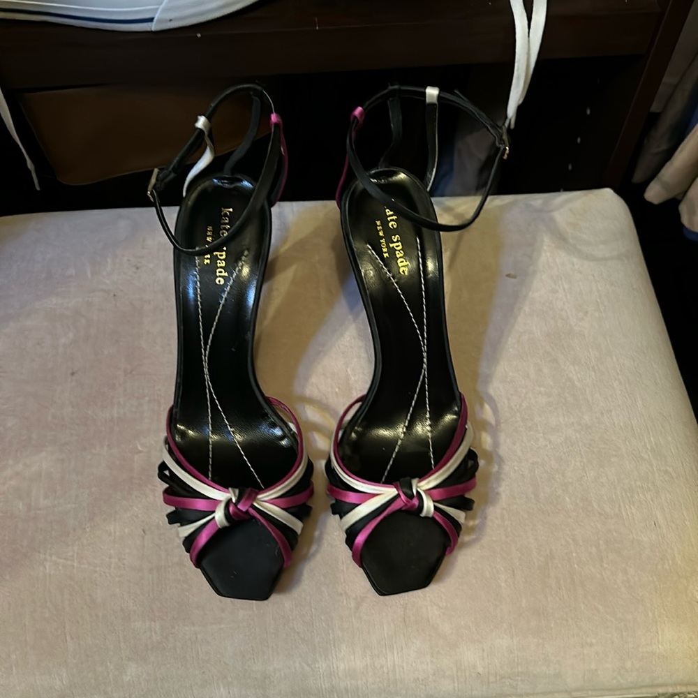 New without box women’s Kate Spade size 8 heels